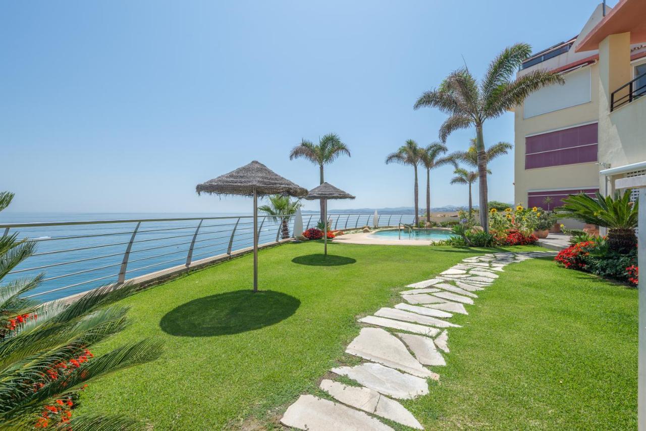 Sea Blue Apartment - Frente Al Mar Benalmádena Kültér fotó