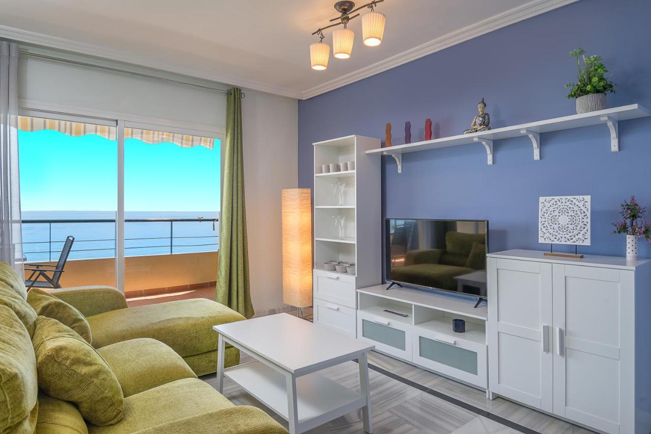 Sea Blue Apartment - Frente Al Mar Benalmádena Kültér fotó