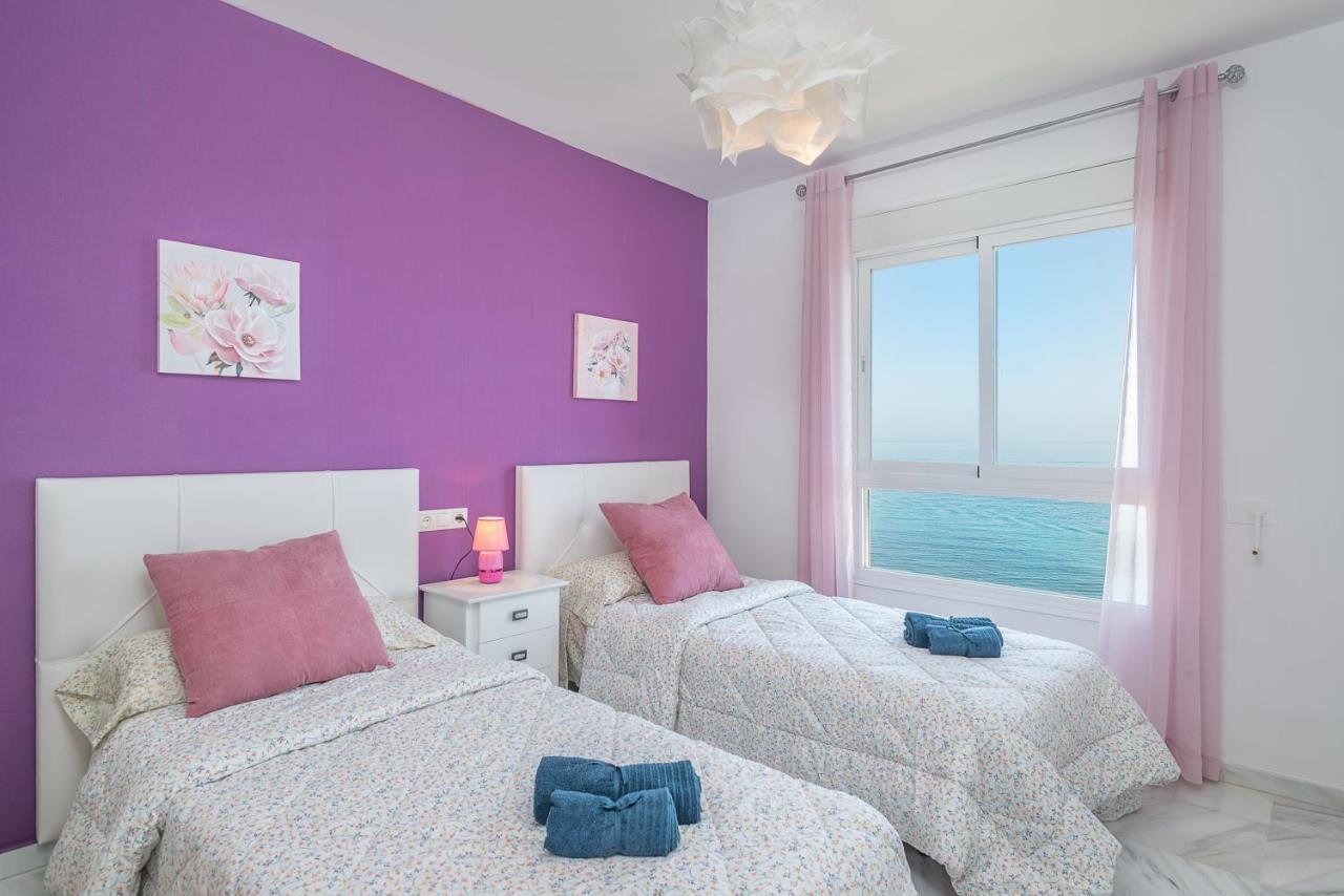 Sea Blue Apartment - Frente Al Mar Benalmádena Kültér fotó