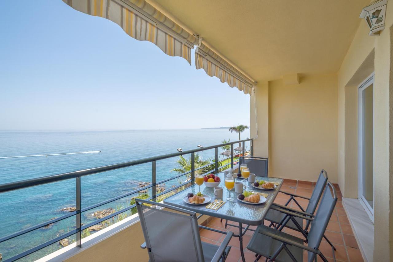 Sea Blue Apartment - Frente Al Mar Benalmádena Kültér fotó