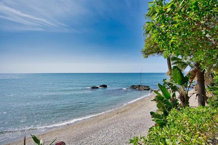 Sea Blue Apartment - Frente Al Mar Benalmádena Kültér fotó